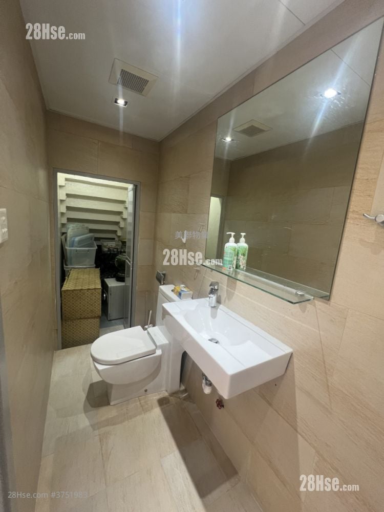 Fairview Park Sell 3 Bedrooms 1,035 ft²