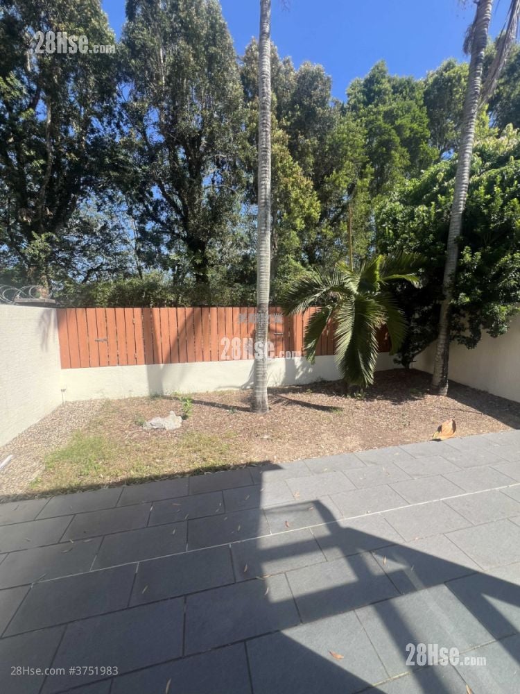 Fairview Park Sell 3 Bedrooms 1,035 ft²