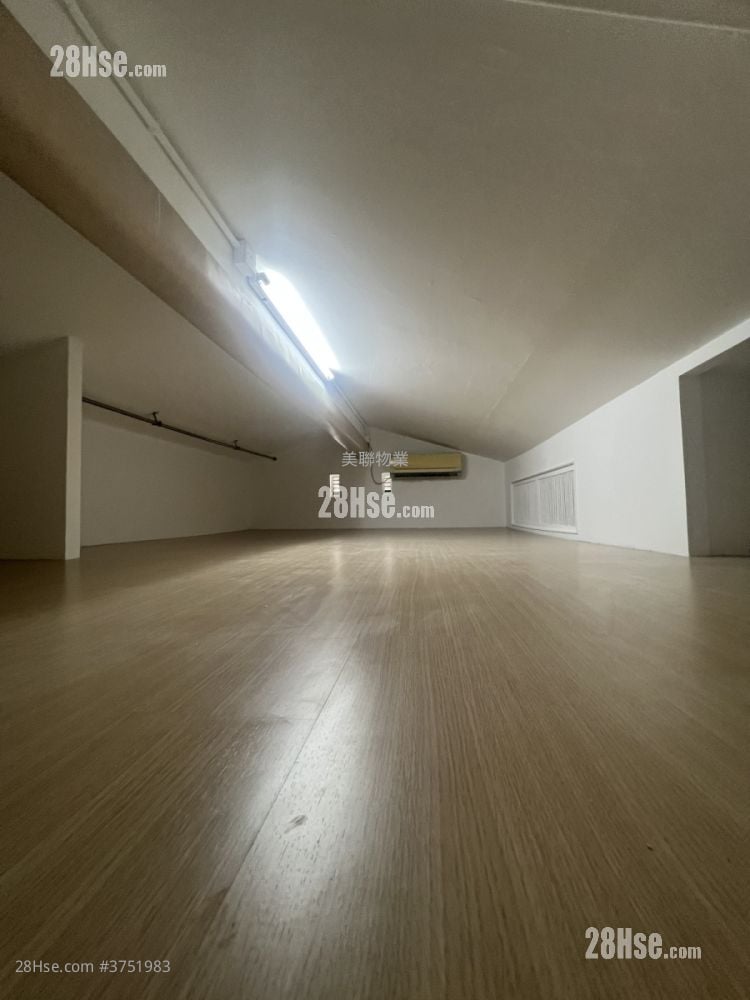 Fairview Park Sell 3 Bedrooms 1,035 ft²