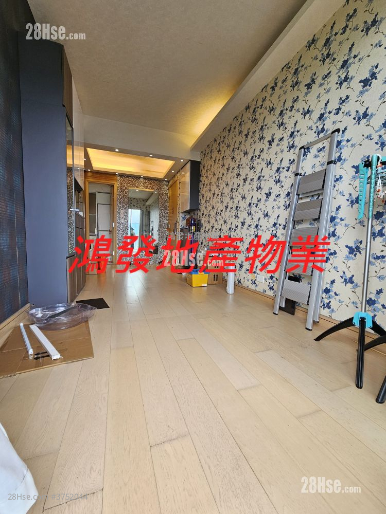 Gardenia Sell 2 Bedrooms , 2 Bathrooms 484 ft²