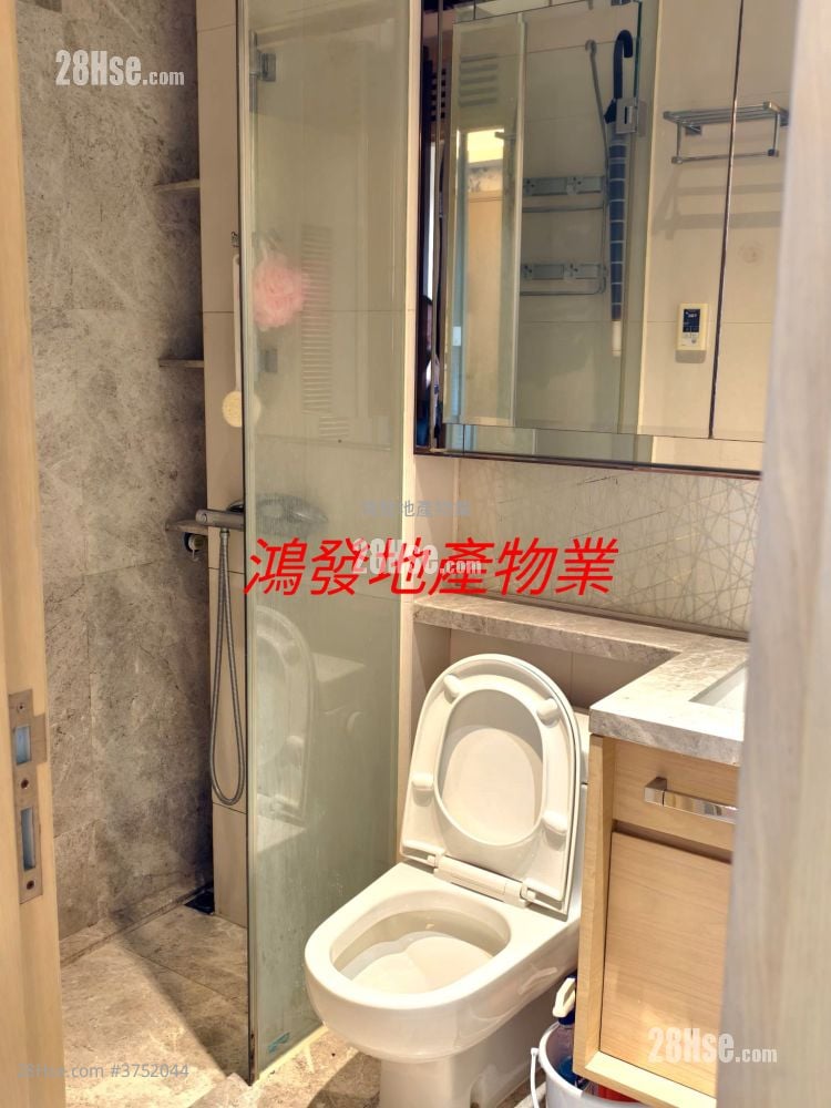 Gardenia Sell 2 Bedrooms , 2 Bathrooms 484 ft²