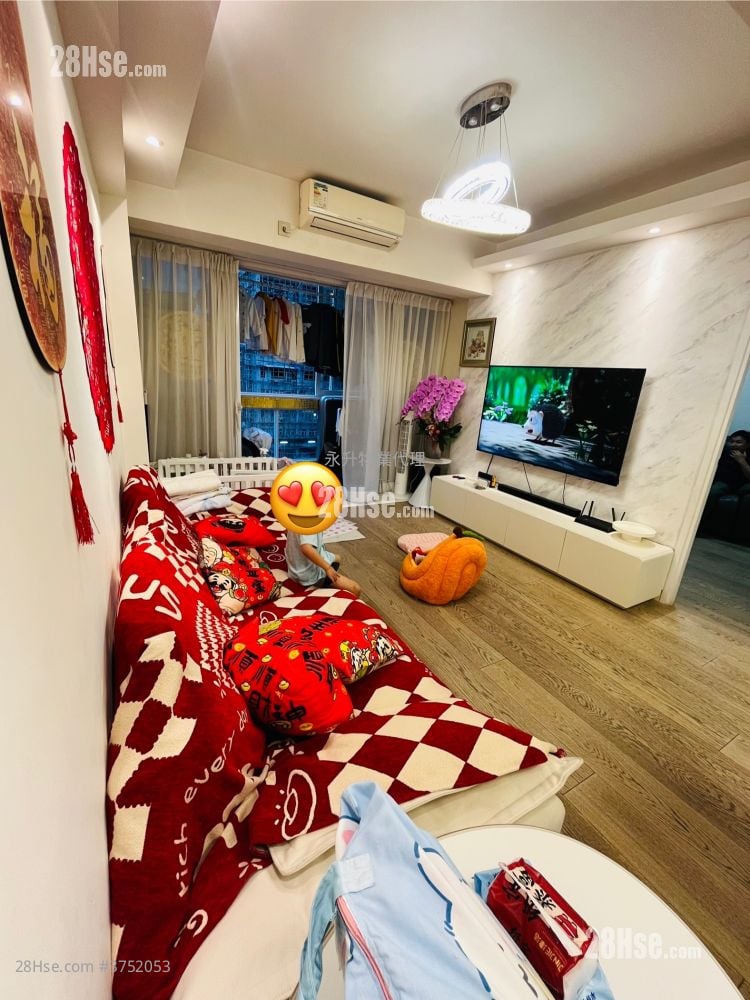 帝国大厦 售盘 4 房 , 2 浴室 1,037 平方尺