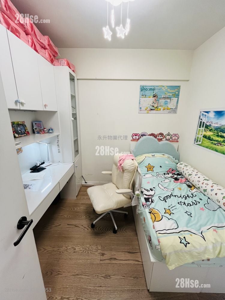 帝国大厦 售盘 4 房 , 2 浴室 1,037 平方尺