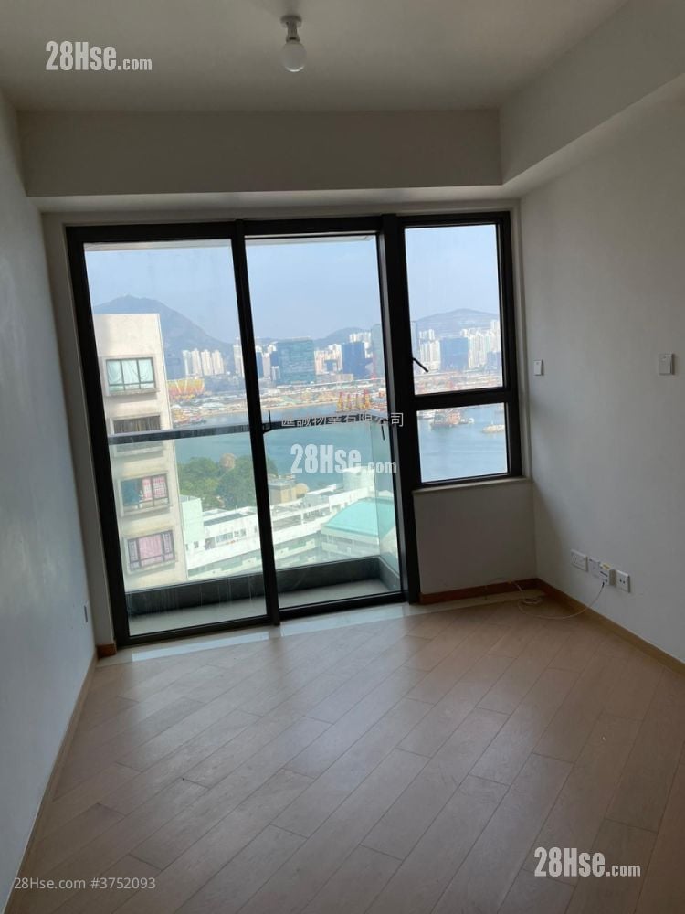 Upper East Sell 1 Bedroom , 1 Bathroom 285 ft²