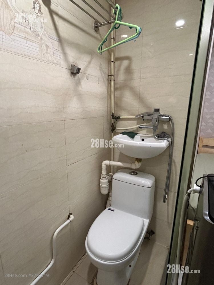 Chinese Mansion Rental 85 ft²