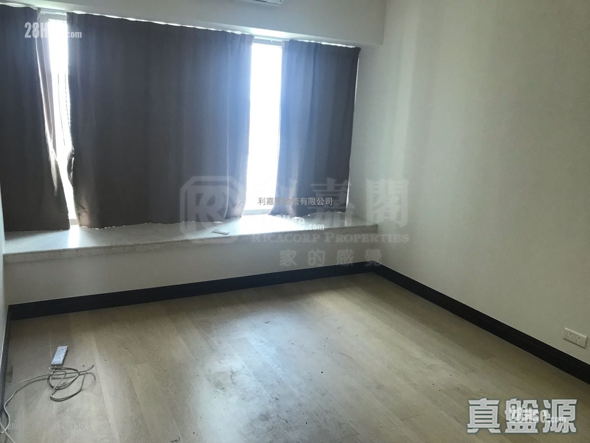 半山壹號 租盤 3 房 , 2 浴室 1,155 平方呎