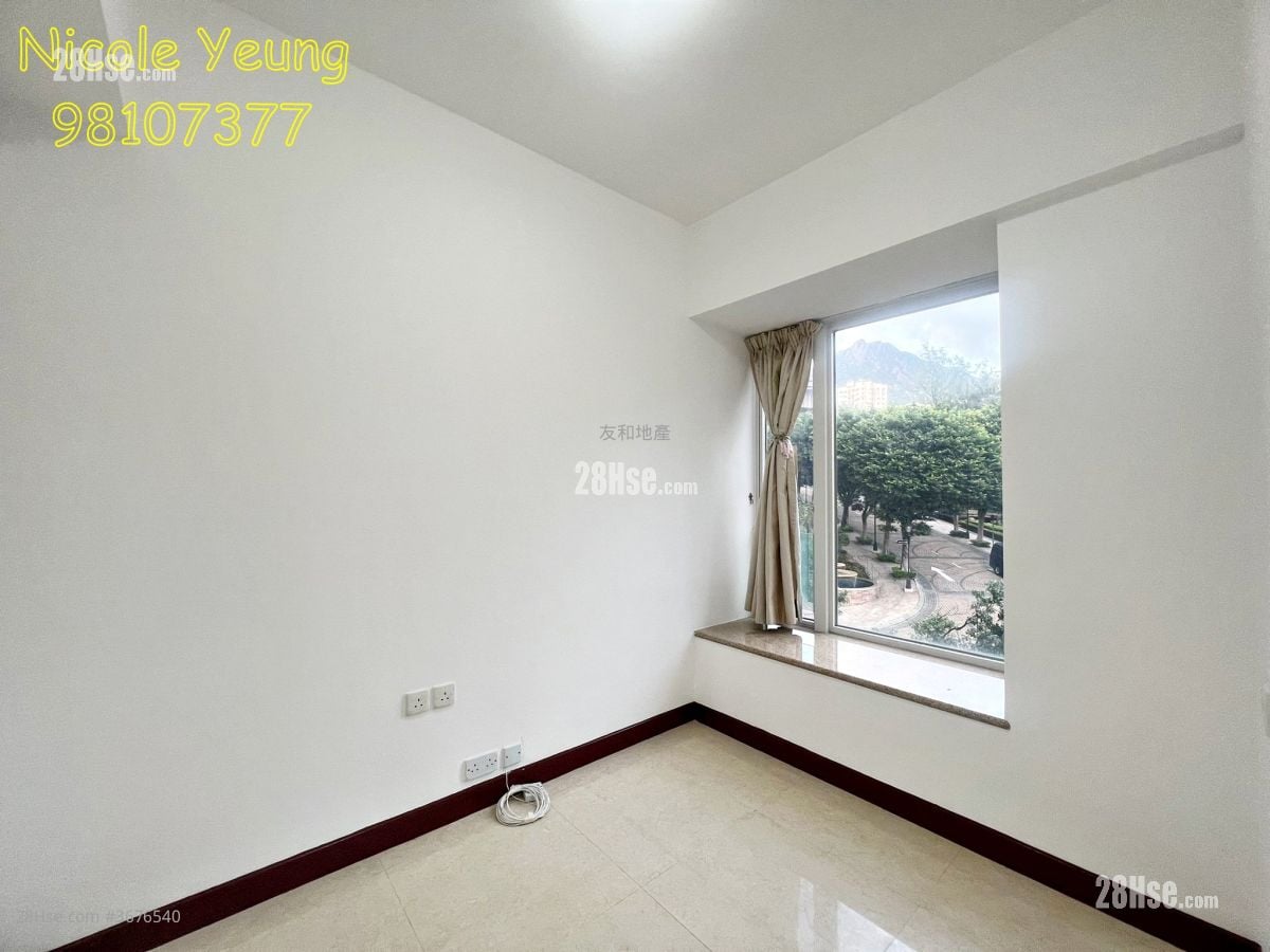 One Beacon Hill Rental 3 Bedrooms , 2 Bathrooms 1,168 ft²