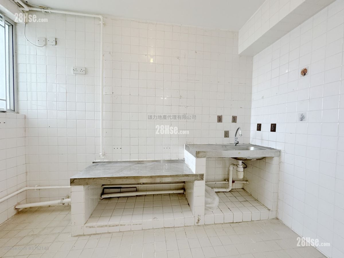 Lung Hin Court Rental Studio , 1 Bathroom 421 ft²