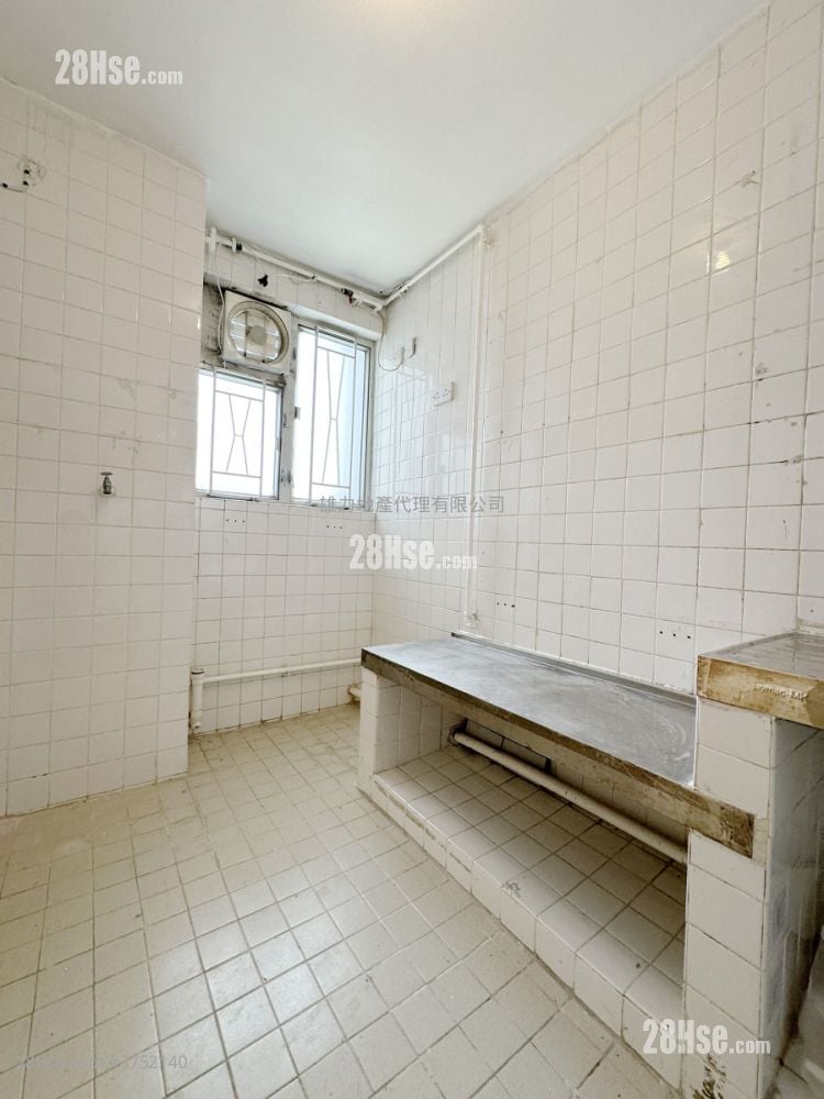 Lung Hin Court Rental Studio , 1 Bathroom 421 ft²