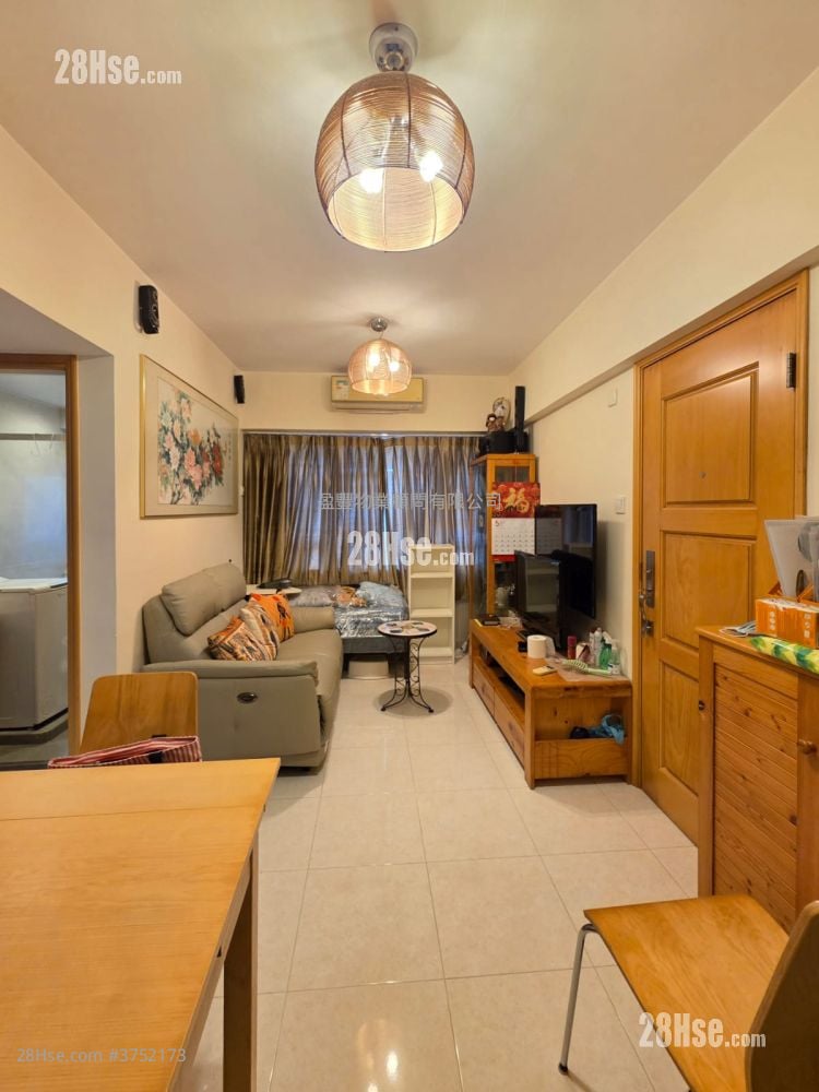 Silvervale Mansion Sell 2 Bedrooms , 1 Bathroom 386 ft²