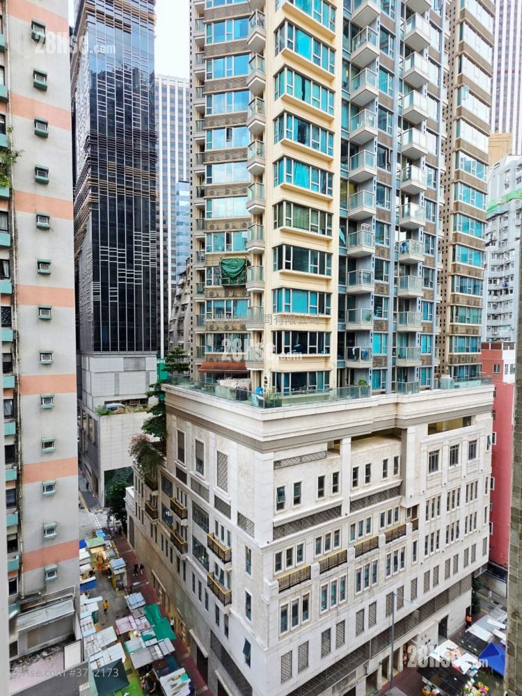 Silvervale Mansion Sell 2 Bedrooms , 1 Bathroom 386 ft²