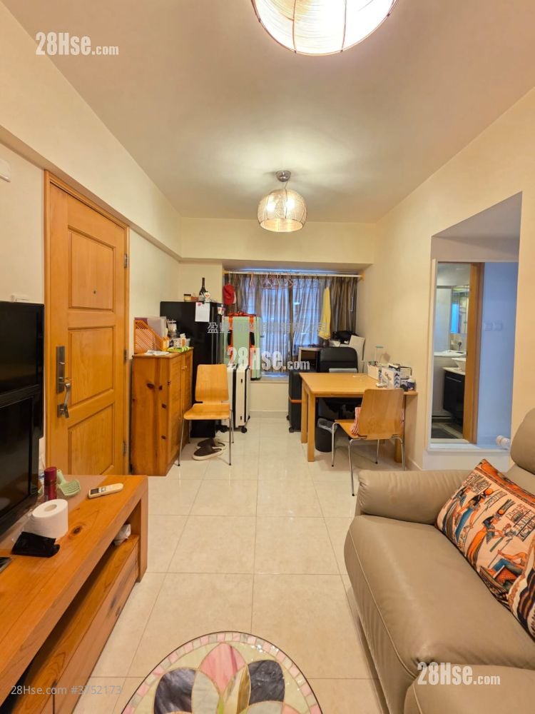 Silvervale Mansion Sell 2 Bedrooms , 1 Bathroom 386 ft²