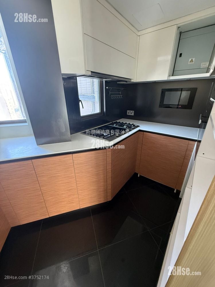 壹銮 售盘 3 房 , 2 浴室 884 平方尺