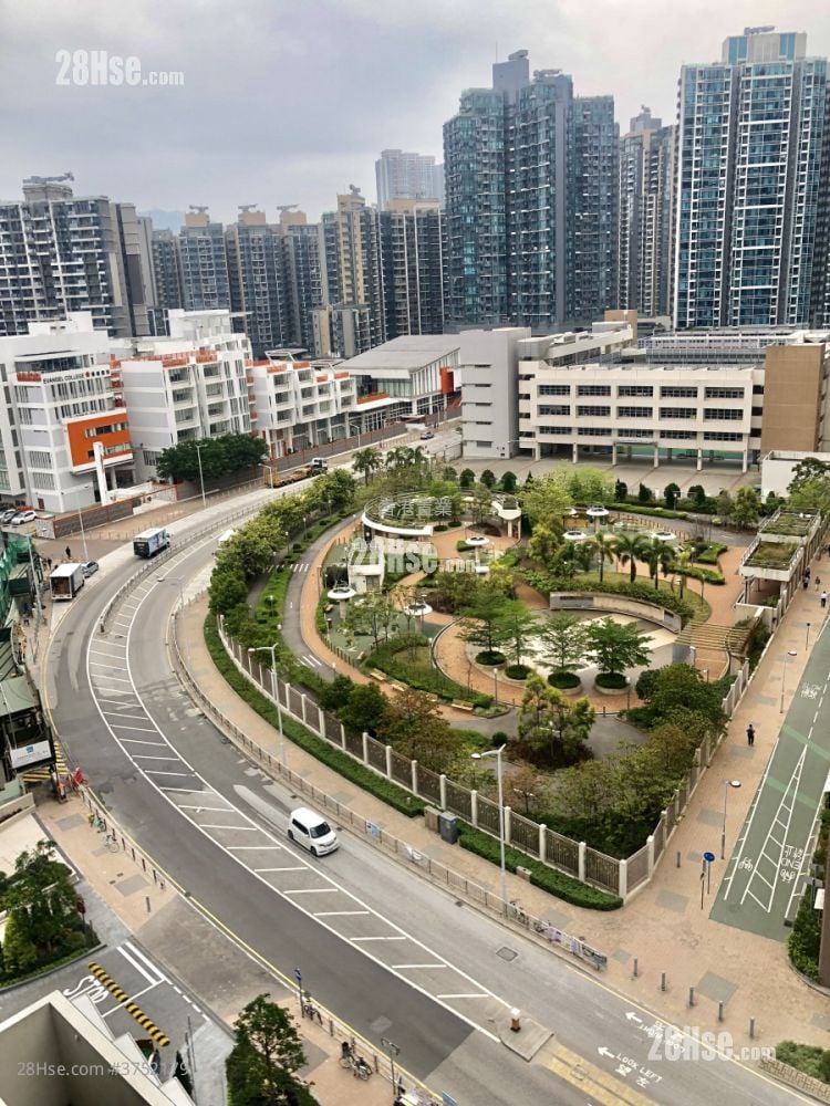 Savannah Sell 2 Bedrooms , 1 Bathroom 448 ft²