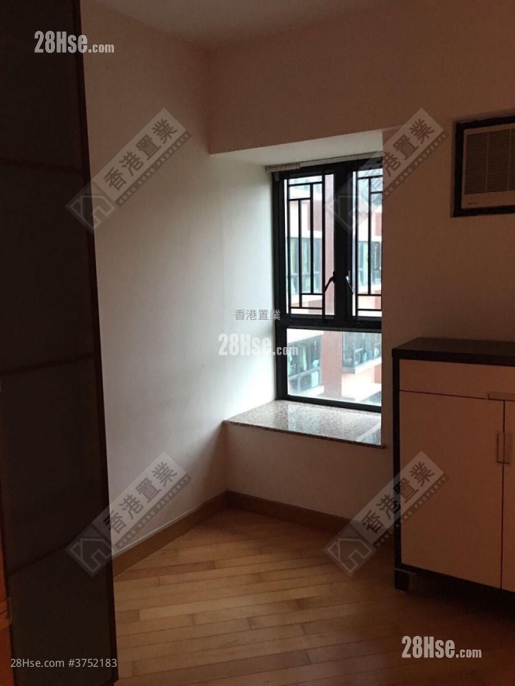 Oscar By The Sea Sell 2 Bedrooms , 1 Bathroom 523 ft²