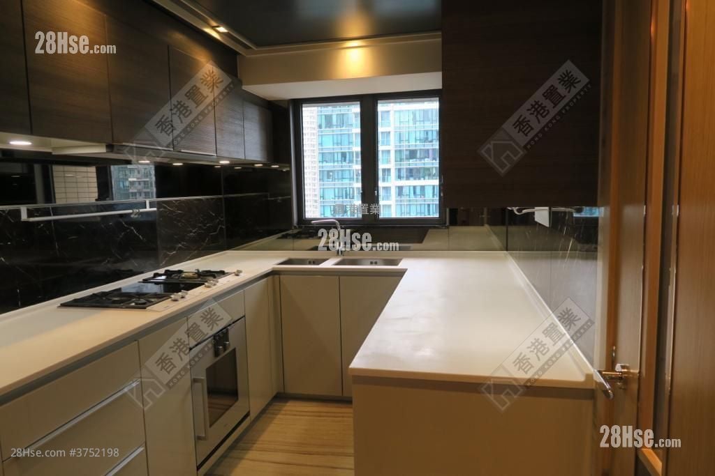 The Wings Sell 3 Bedrooms , 2 Bathrooms 856 ft²