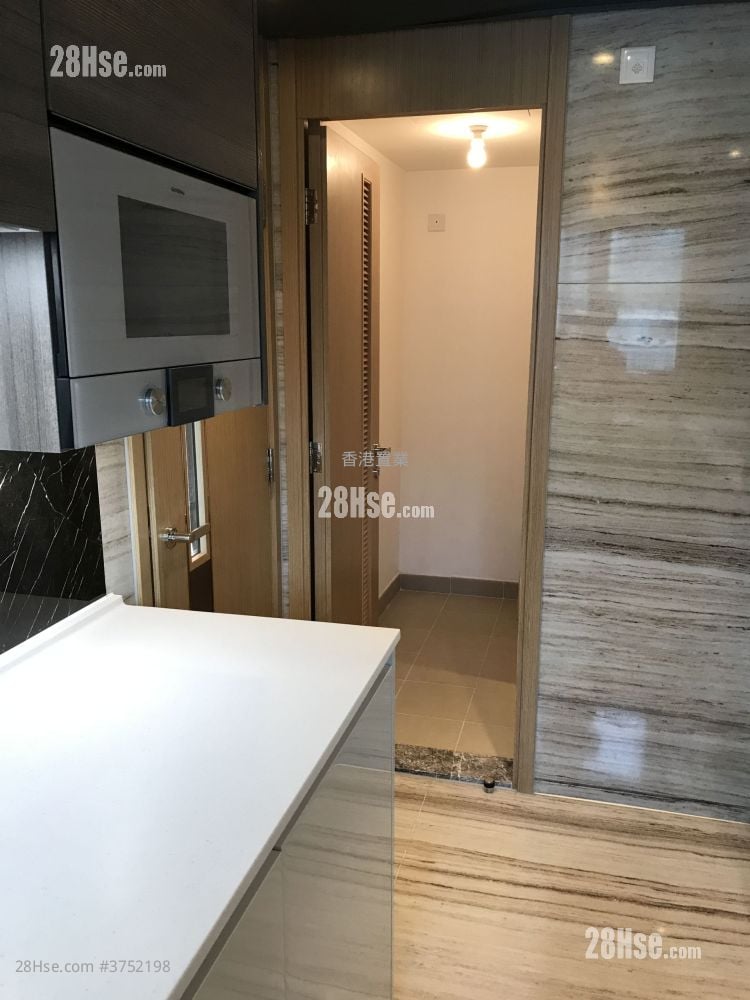 The Wings Sell 3 Bedrooms , 2 Bathrooms 856 ft²