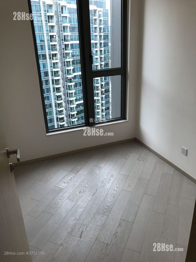 The Wings Sell 3 Bedrooms , 2 Bathrooms 856 ft²