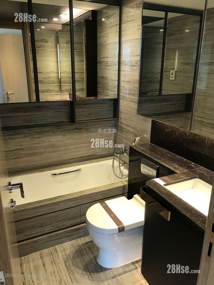 The Wings Sell 3 Bedrooms , 2 Bathrooms 856 ft²