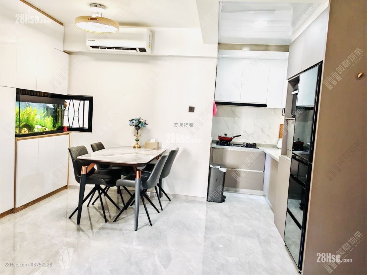 康怡花园 售盘 3 房 596 平方尺