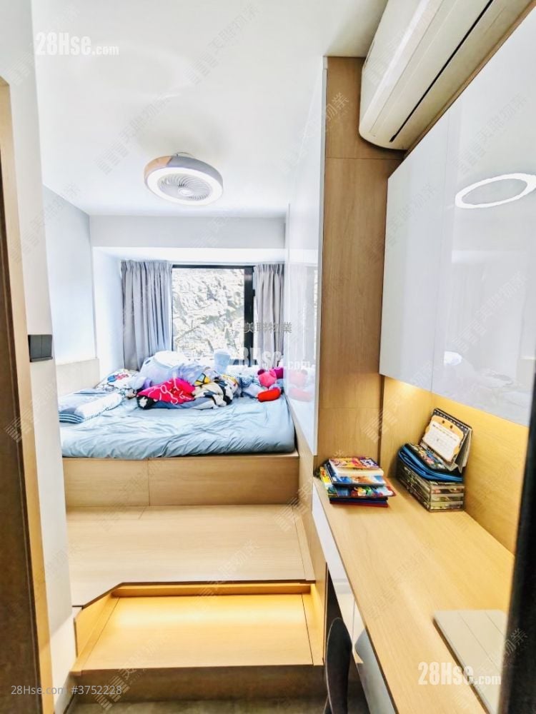 康怡花园 售盘 3 房 596 平方尺