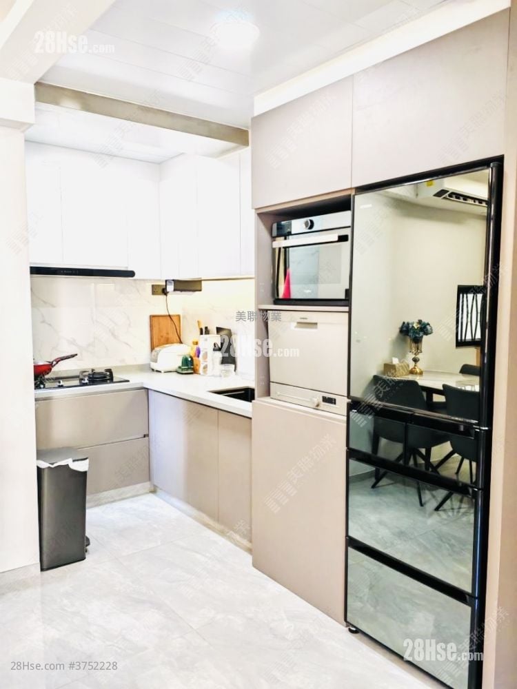 康怡花园 售盘 3 房 596 平方尺