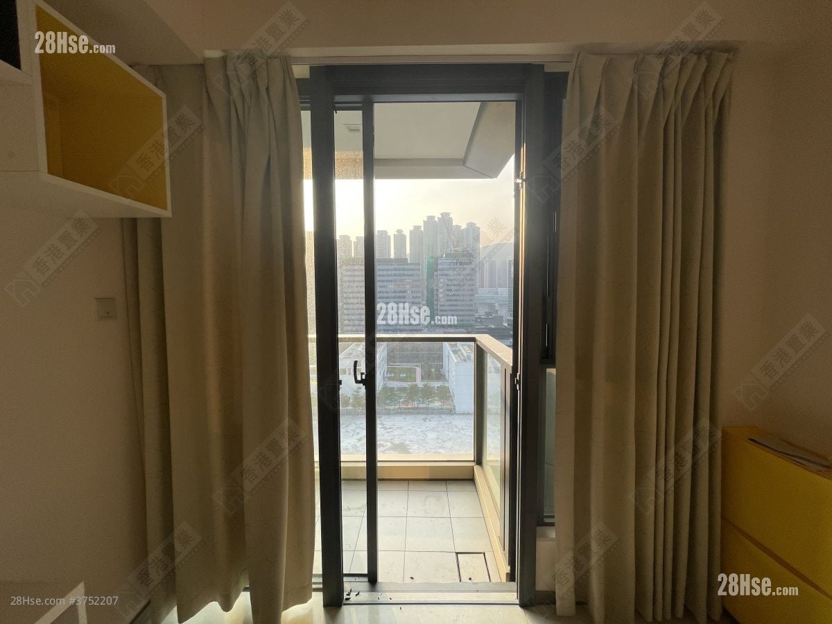 天晉 售盤 3 房 , 2 浴室 695 平方呎