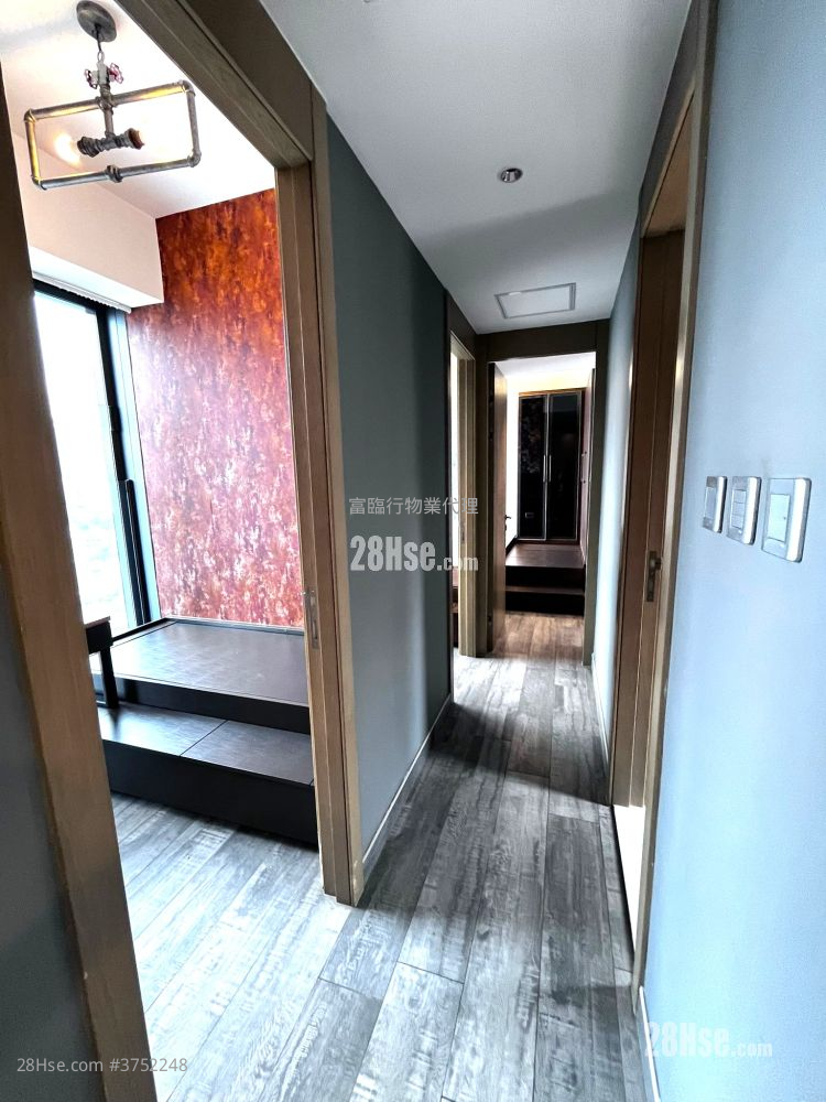 倚南 租盤 3 房 , 2 浴室 675 平方呎