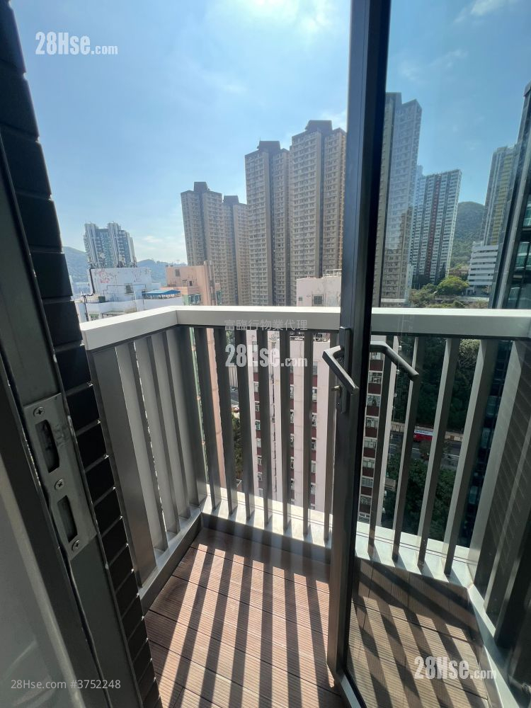 倚南 租盤 3 房 , 2 浴室 675 平方呎