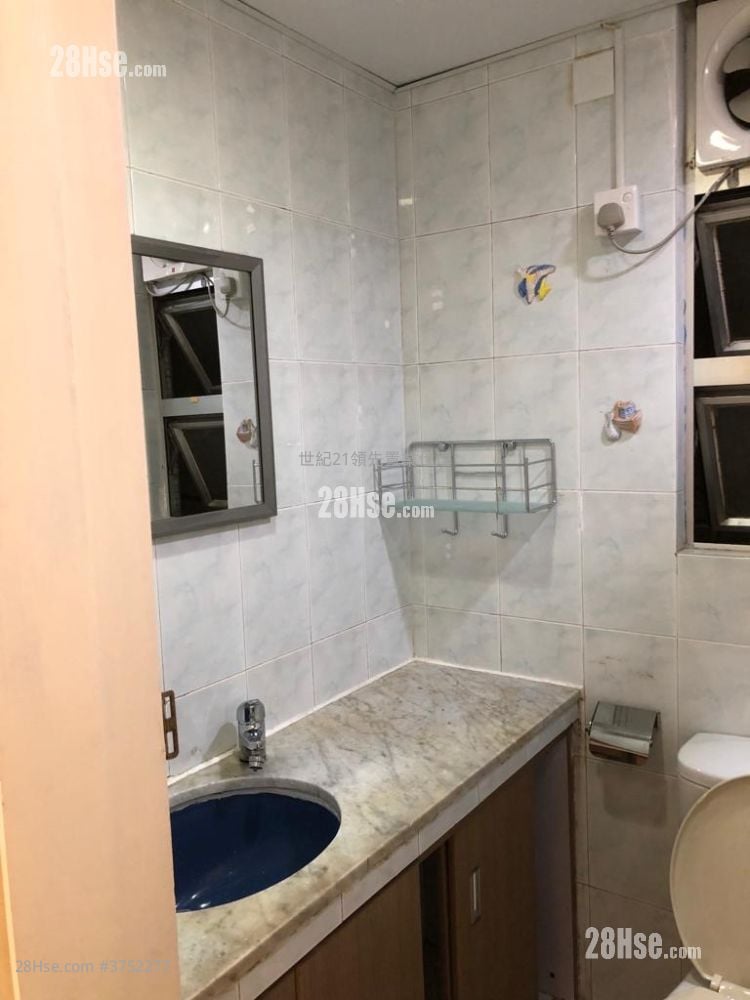 陽光廣場 售盤 2 房 , 1 浴室 297 平方呎