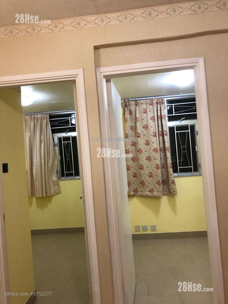 陽光廣場 售盤 2 房 , 1 浴室 297 平方呎