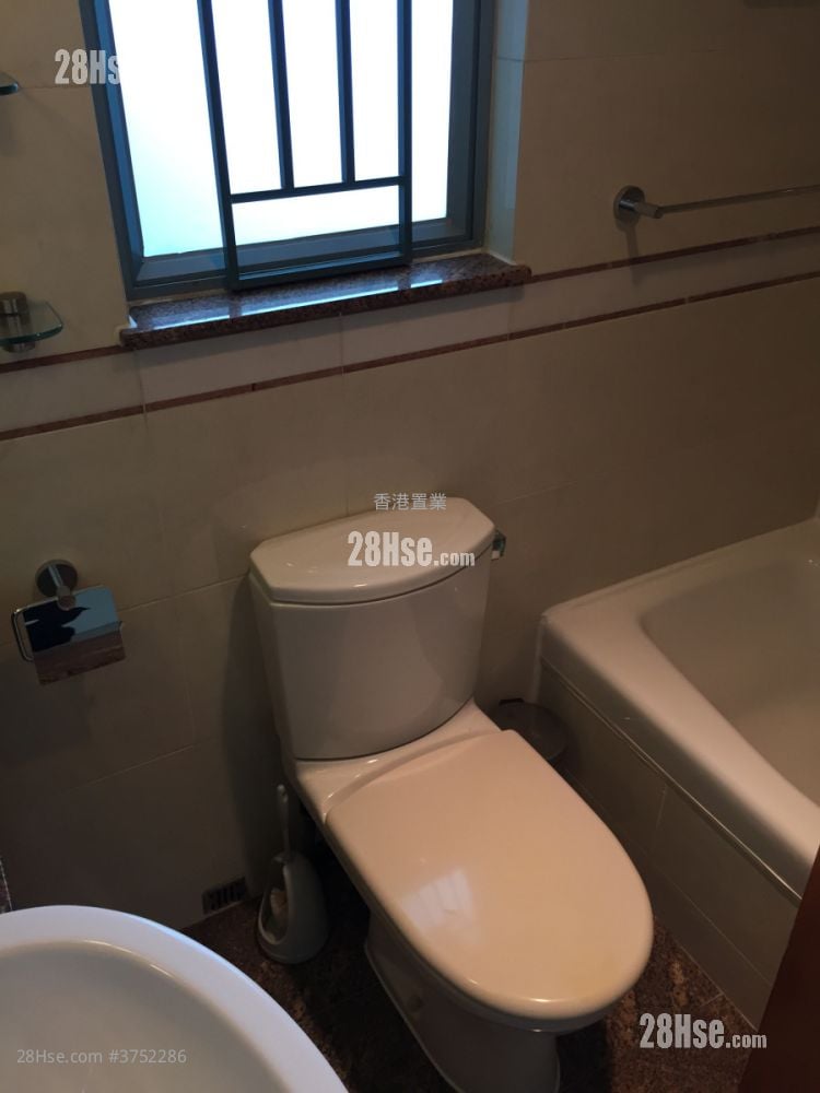 Ocean Shores Sell 3 Bedrooms , 2 Bathrooms 795 ft²