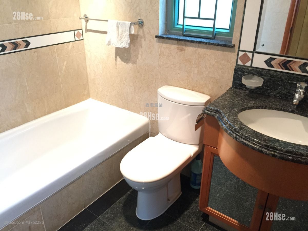 Ocean Shores Sell 3 Bedrooms , 2 Bathrooms 795 ft²