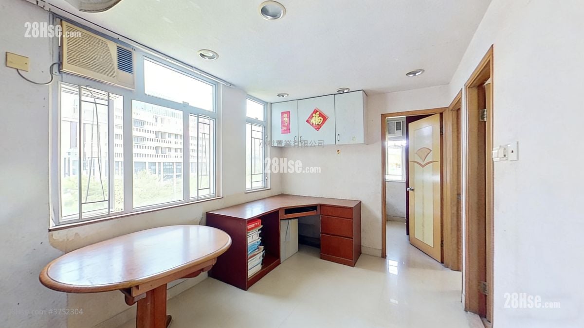 廳: 荔灣花園 售盤 2 房 , 1 浴室 426 平方呎