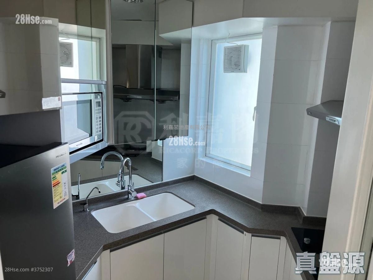 領都 售盤 3 房 , 2 浴室 974 平方呎