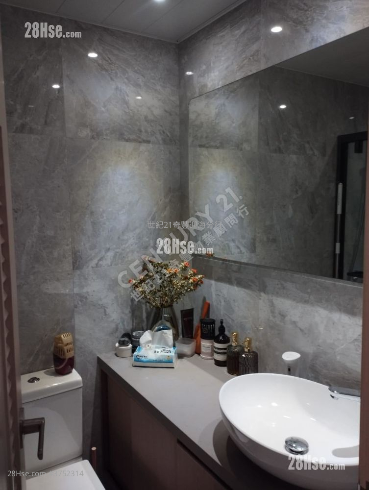 嵐岸 售盤 3 房 , 2 浴室 755 平方呎