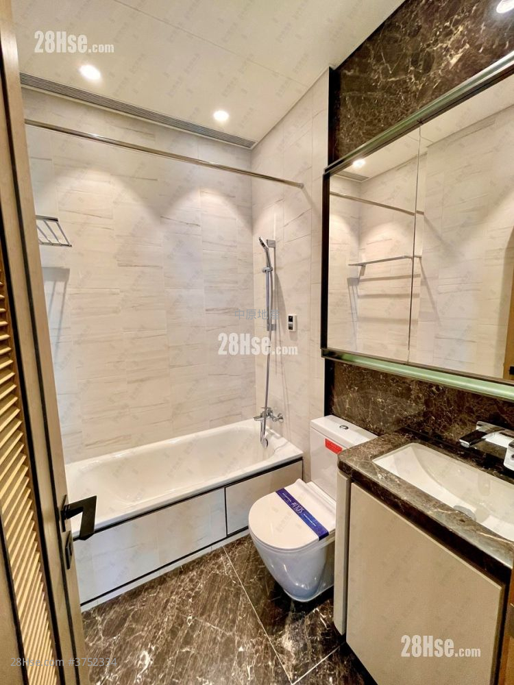 #LYOS 租盤 3 房 , 2 浴室 778 平方呎