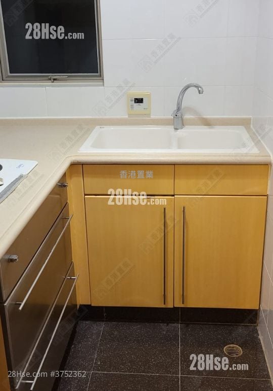 將軍澳中心 售盤 2 房 , 1 浴室 406 平方呎