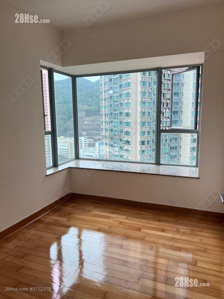 Ocean Shores Sell 2 Bedrooms , 1 Bathroom 516 ft²