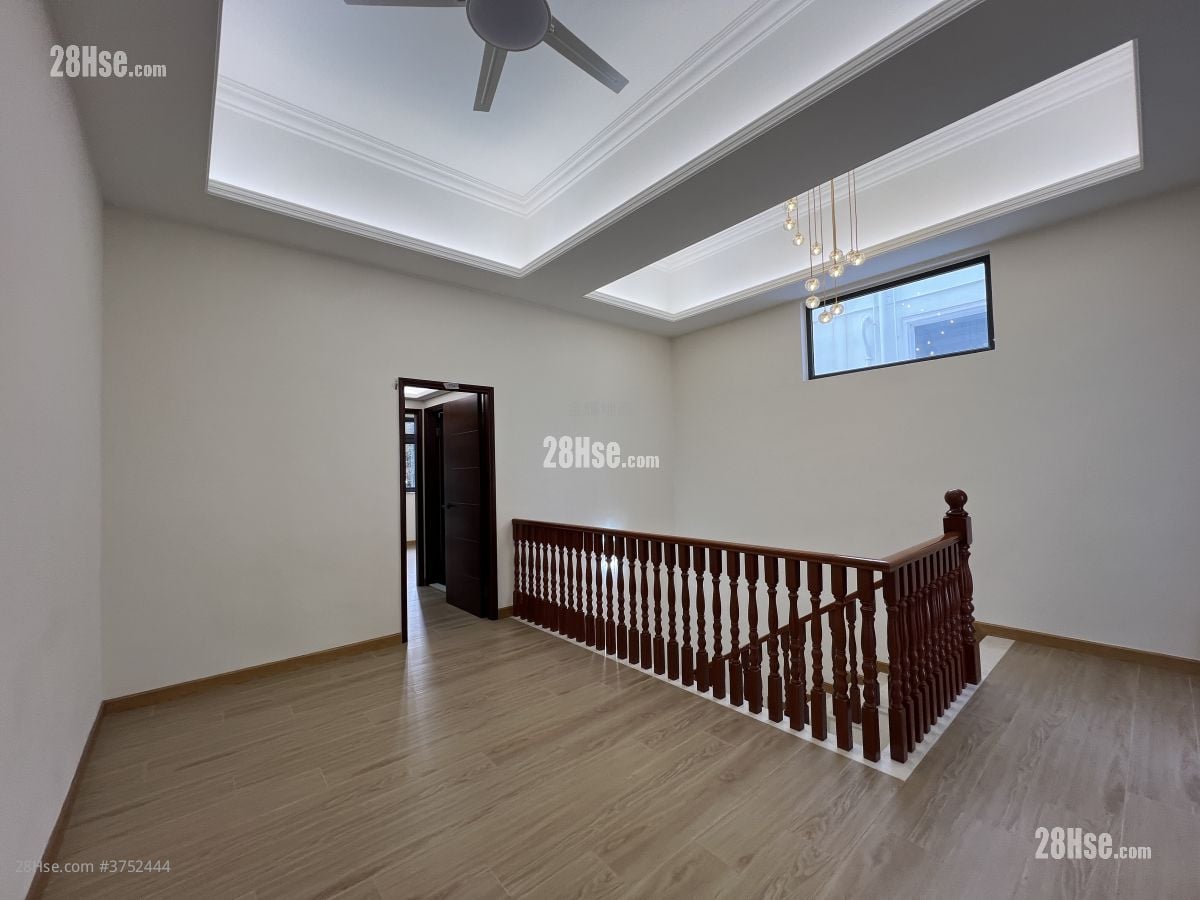 蒙地卡羅別墅 租盤 5+ 房 , 3 浴室 2,044 平方呎