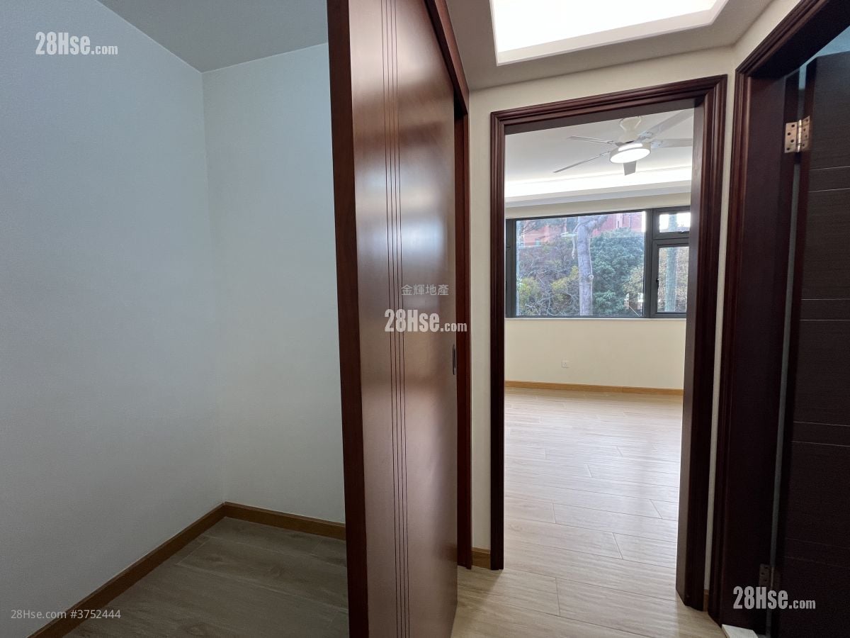 主人房: 蒙地卡羅別墅 租盤 5+ 房 , 3 浴室 2,044 平方呎