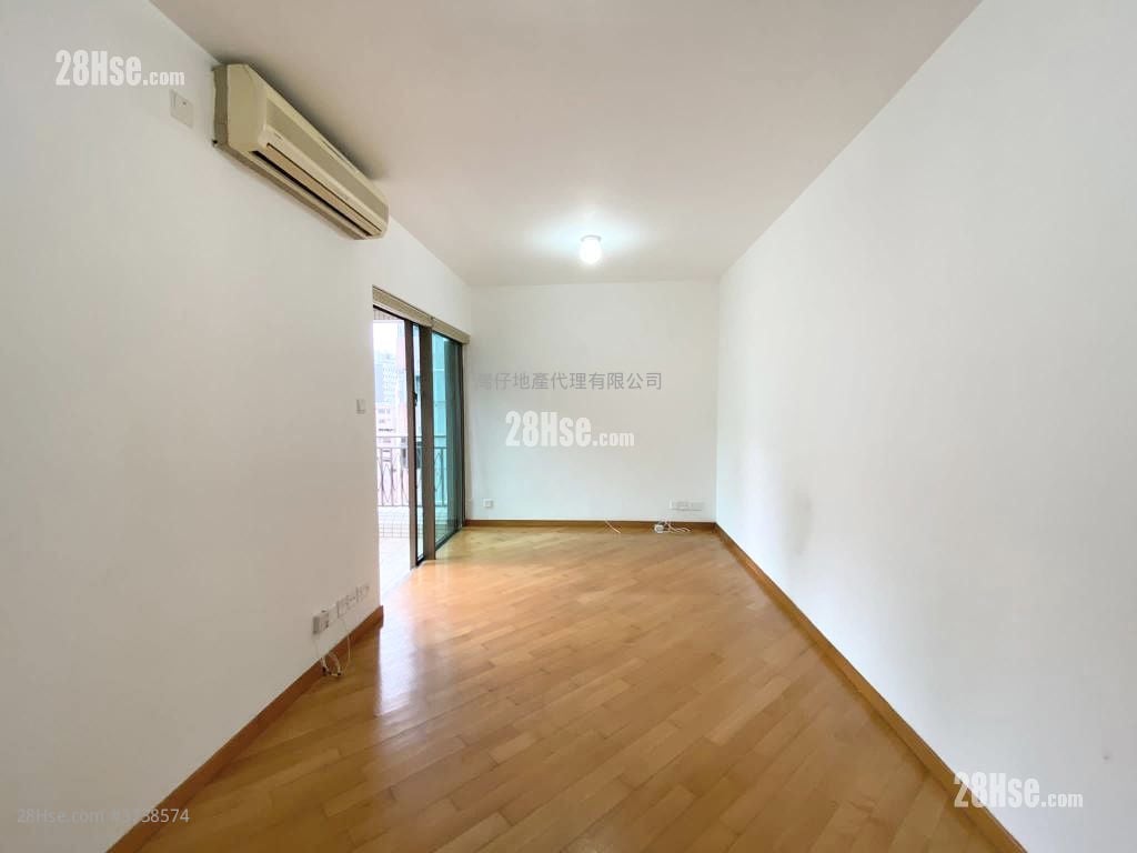 The Zenith Rental 2 Bedrooms , 1 Bathroom 489 ft²