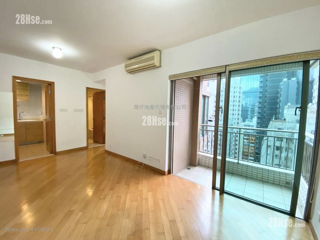 The Zenith Rental 2 Bedrooms , 1 Bathroom 489 ft²