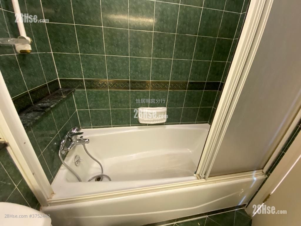 太古城 售盘 4 房 , 2 浴室 1,184 平方尺