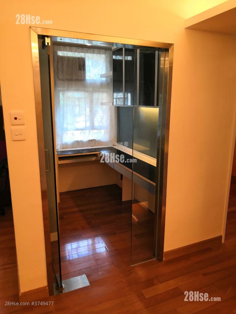 康林苑 售盤 3 房 , 1 浴室 554 平方呎