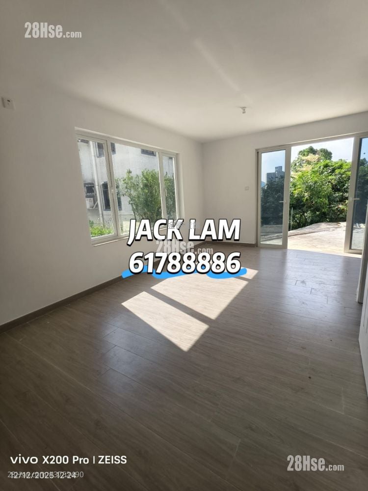 Fa Sam Hang Village Sell 3 Bedrooms , 2 Bathrooms 700 ft²