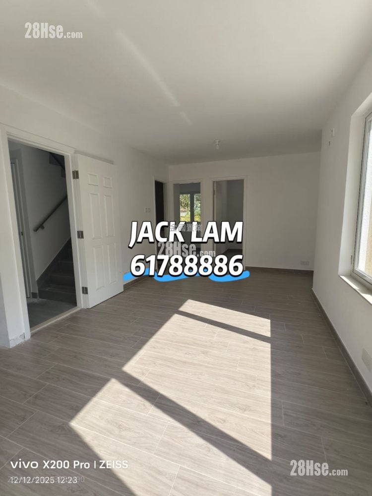 Fa Sam Hang Village Sell 3 Bedrooms , 2 Bathrooms 700 ft²