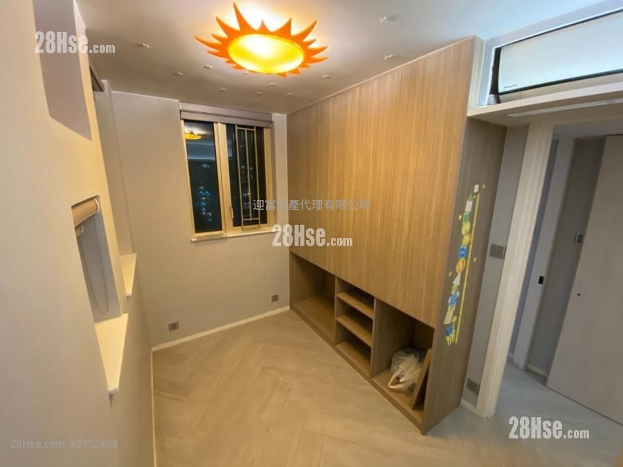 海滨南岸 售盘 3 房 , 2 浴室 590 平方尺