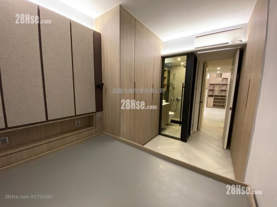 海滨南岸 售盘 3 房 , 2 浴室 590 平方尺