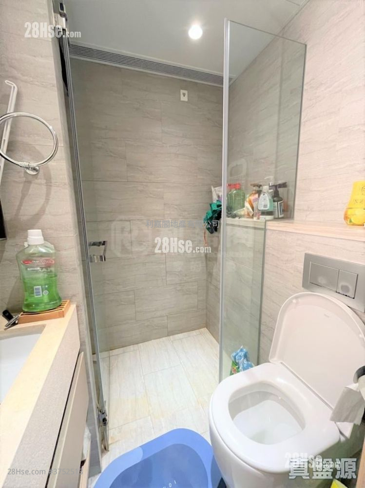 悅雅 售盤 1 浴室 216 平方呎